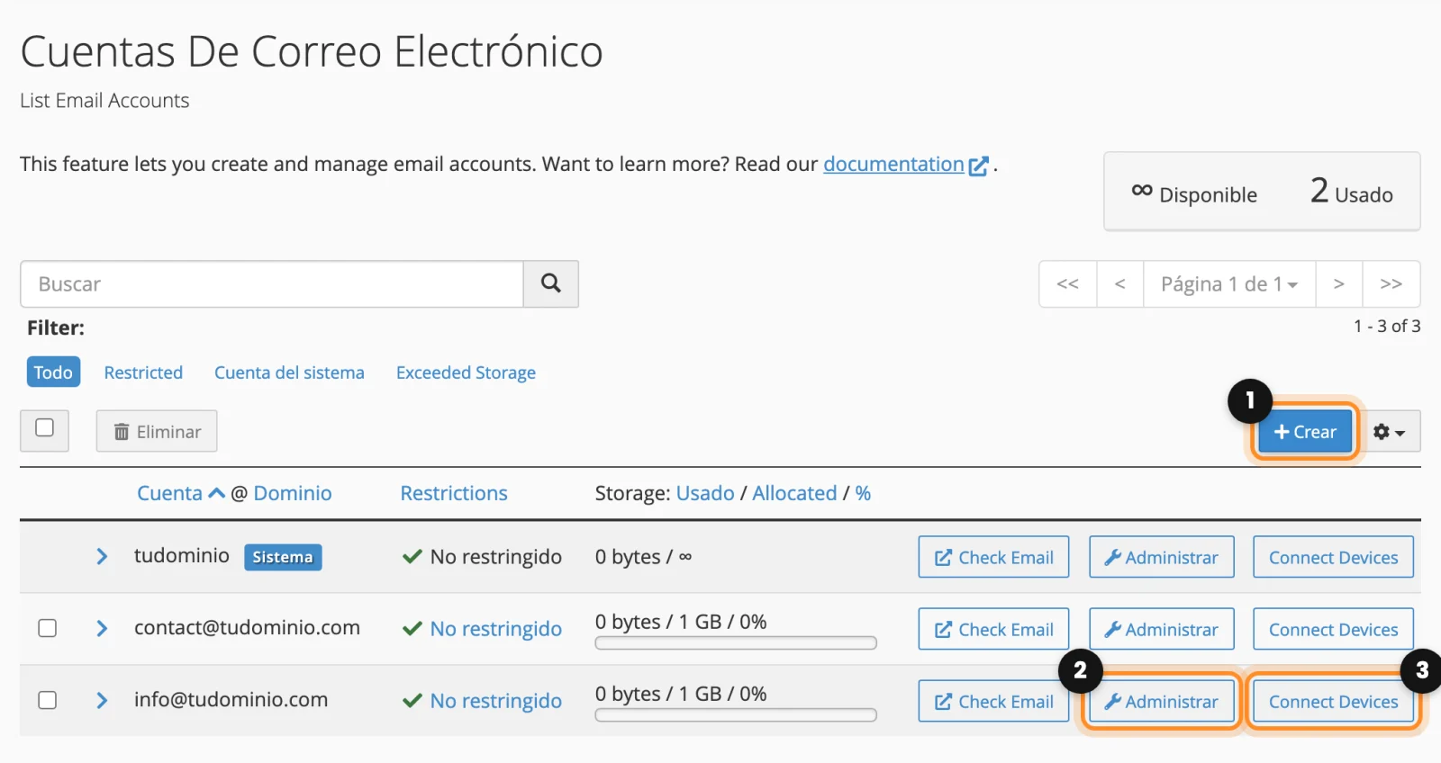 La lista Cuentas de correo electrónico de cPanel, con Crear, Administrar y Connect Devices marcados
